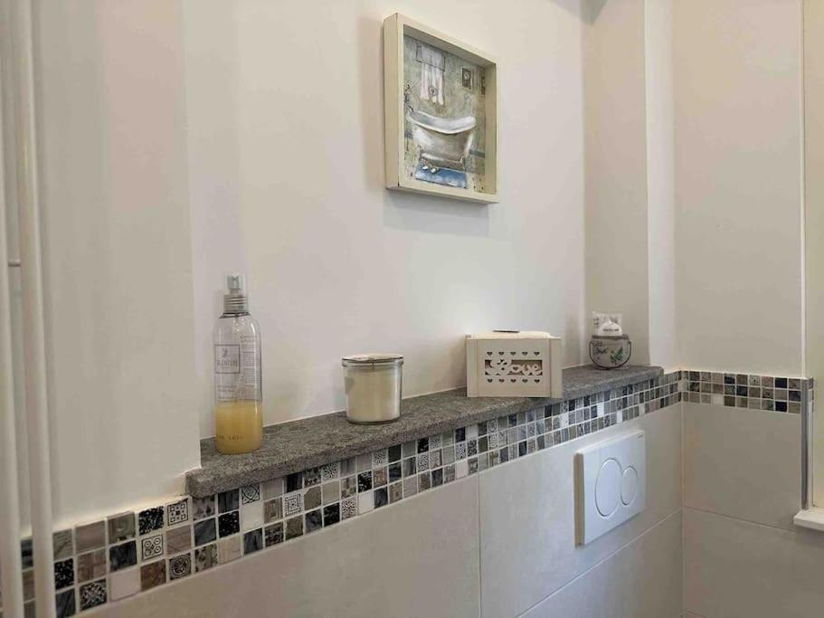 Family Flat Near Metro A Apartment Rome Bagian luar foto